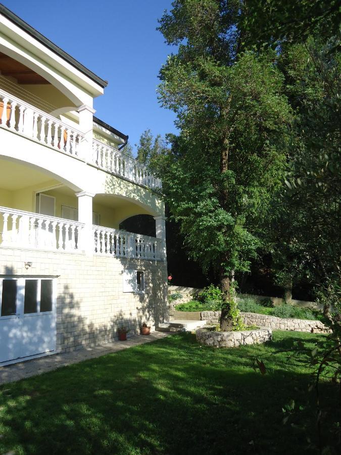 Apartmani Ban Омишаль Экстерьер фото